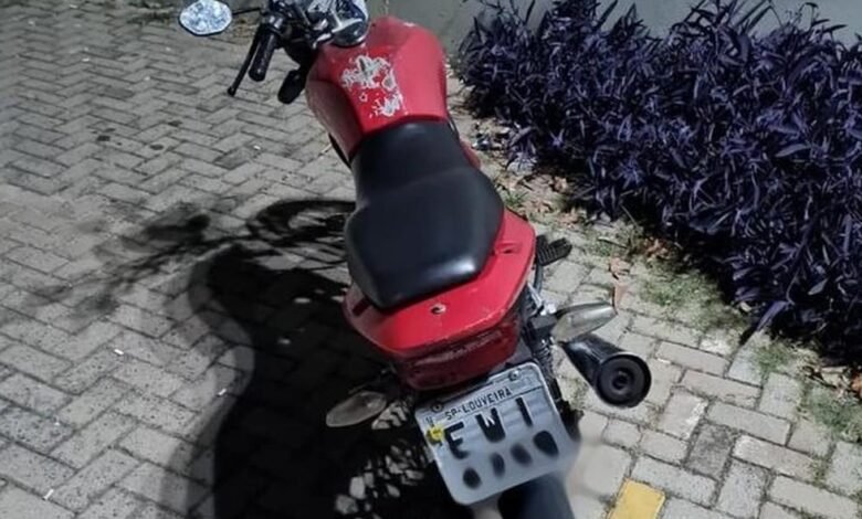 Dupla é detida após furtar moto em Jundiaí