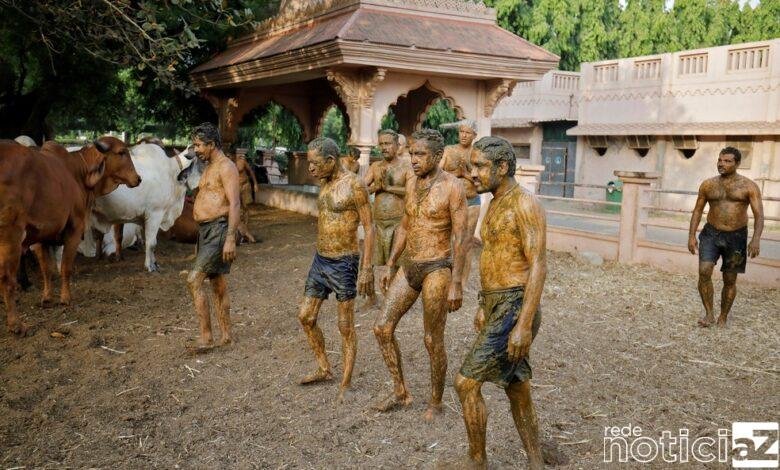 Prática hinduísta não é eficaz contra o coronavírus