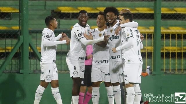 Palmeiras e Flamengo passam sufoco, mas vencem na Libertadores