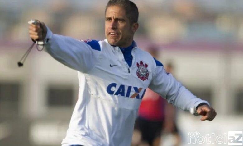 Habemus técnico. Corinthians contrata Sylvinho