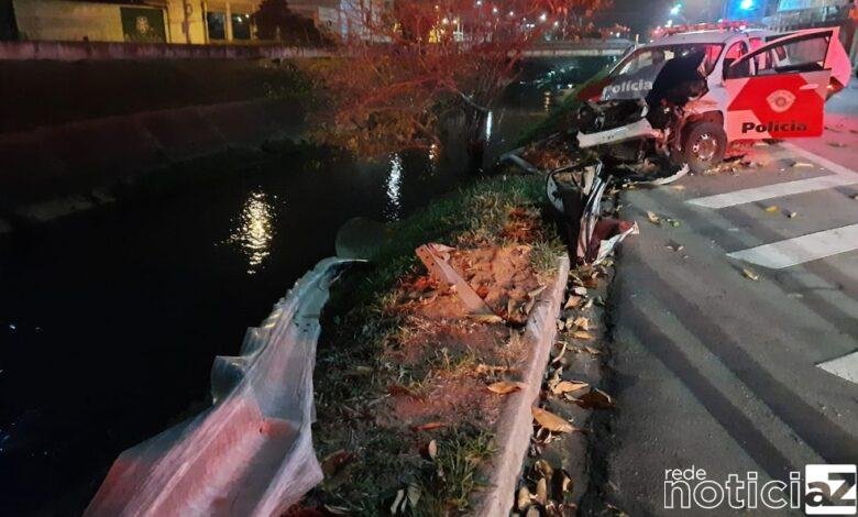 Policiais sofrem acidente durante perseguição em Jundiaí