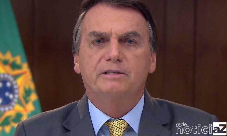 Agora Bolsonaro promete vacina para todos e gera revolta