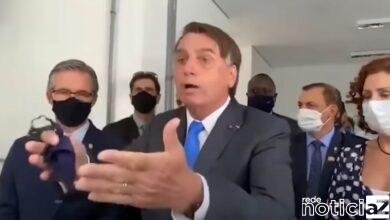 Bolsonaro manda jornalista calar a boca
