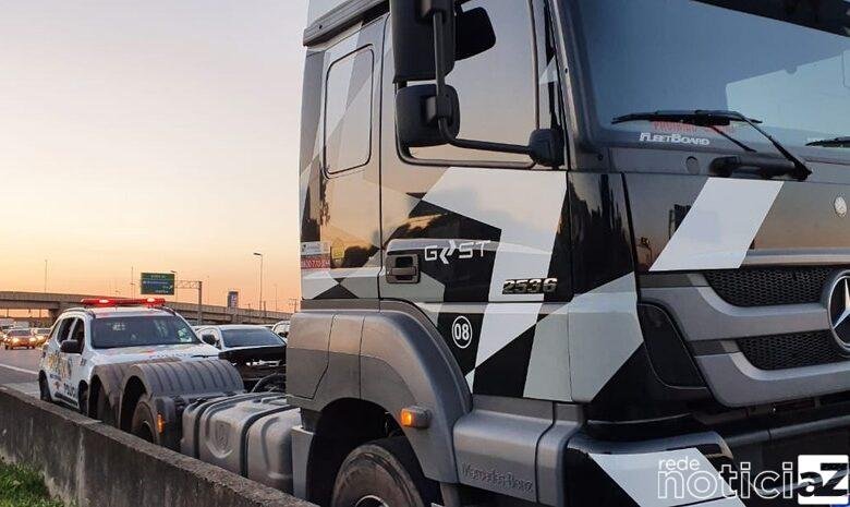 Polícia Rodoviária recupera caminhão roubado em Jundiaí