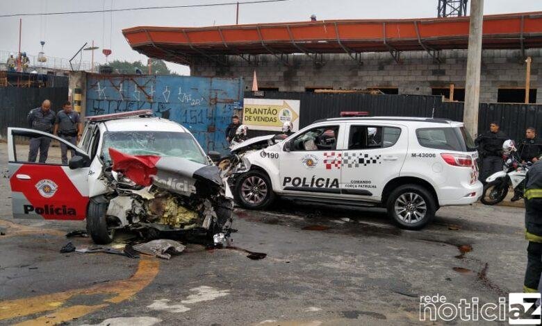 Uma perseguição deixou nove policiais militares feridos, dois deles em estado grave. Os PMs estavam atrás de um carro em Guarulhos, na Grande São Paulo, e três veículos bateram. (12).