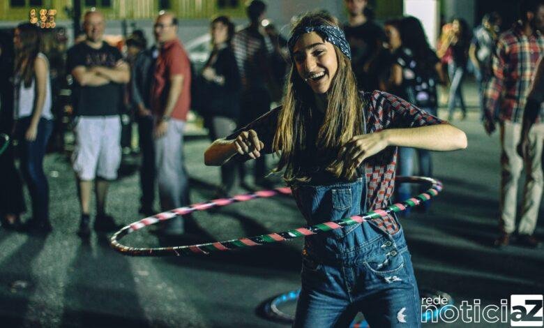 As desigualdades sociais aumentaram no Brasil durante a pandemia de covid-19, e os indicadores de felicidade do brasileiro estão no menor ponto