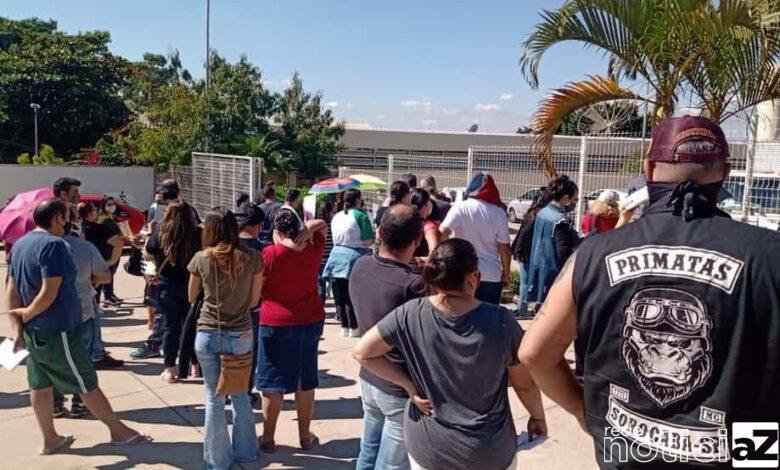 Jundiaí registra grande fila por vacina contra a Covid-19