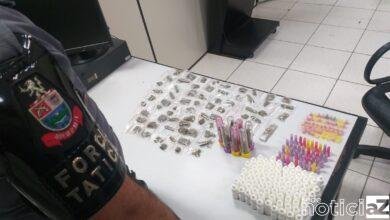 Homem vende drogas em Várzea Paulista e vai preso