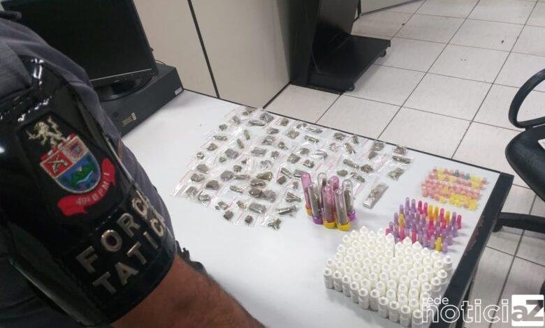 Homem vende drogas em Várzea Paulista e vai preso