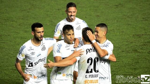 Santos se impõe na Vila Belmiro e vence o São Paulo no Brasileirão