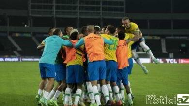 Um gol de Casemiro, no último dos dez minutos de acréscimos do segundo tempo, garantiu a terceira vitória consecutiva do Brasil na Copa América.