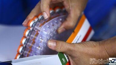 O Ministério da Saúde pode economizar até R$ 150 bilhões nos próximos cinco anos com o avanço da vacinação contra a covid-19.