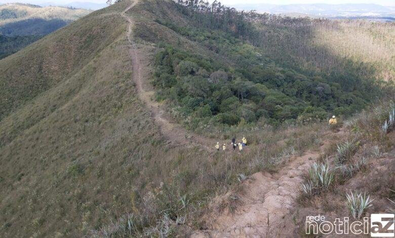 Trabalho de aceiro é executado na Serra do Mursa