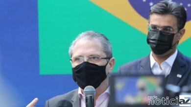 Governo de São Paulo diz que campanha da vacina contra a Covid-19 será anual