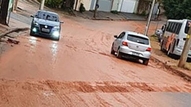 Lama toma conta de rua de Jundiaí