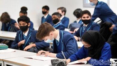 Máscaras já não são obrigadas a serem usadas na Inglaterra