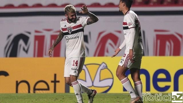 Nos acréscimos, São Paulo vence o Bahia e embala no Brasileirão