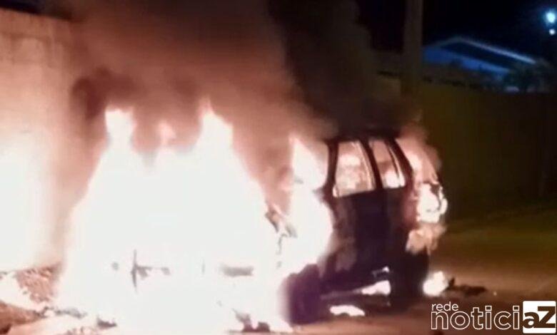 Falsa viatura da Polícia Civil é incendiada em Louveira