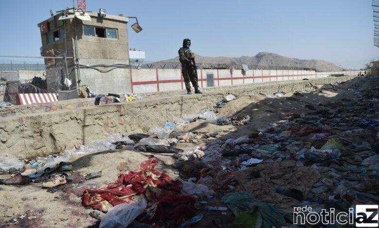 Sobe para 92 o número de mortos em atentado no aeroporto do Afeganistão