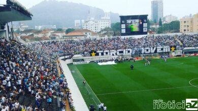 O público vai voltar aos estádios em outubro