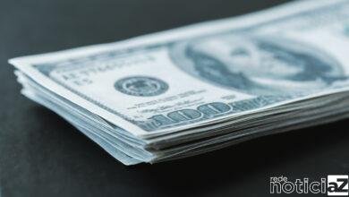 Compre com cartão de crédito uma moeda estrangeira