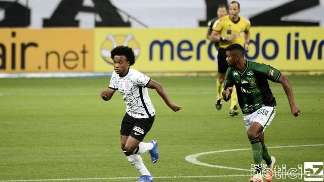 Willian estreia, mas o Corinthians fica no empate com o América-MG em casa