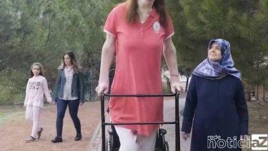 Mulher mais alta do mundo, segundo o Guinness Book.