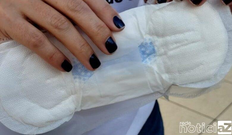 Distribuição gratuita de absorvente feminino é vetado por Bolsonaro