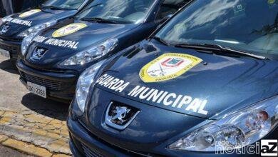 Guarda de folga prende ladrão de fios de empresa em Várzea Paulista