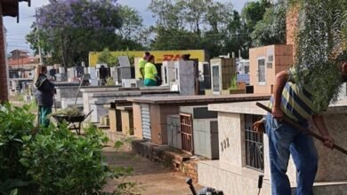 Cemitérios de Campo Limpo Paulista recebem limpeza para o Dia de Finados