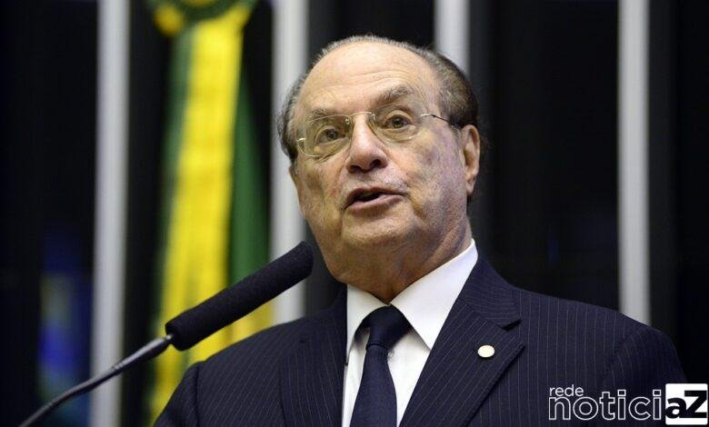 Paulo Maluf sofre com pneumonia e está internado em São Paulo