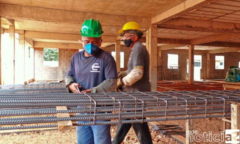 Obras na Clínica da Família Ponte São João avançam com superestrutura