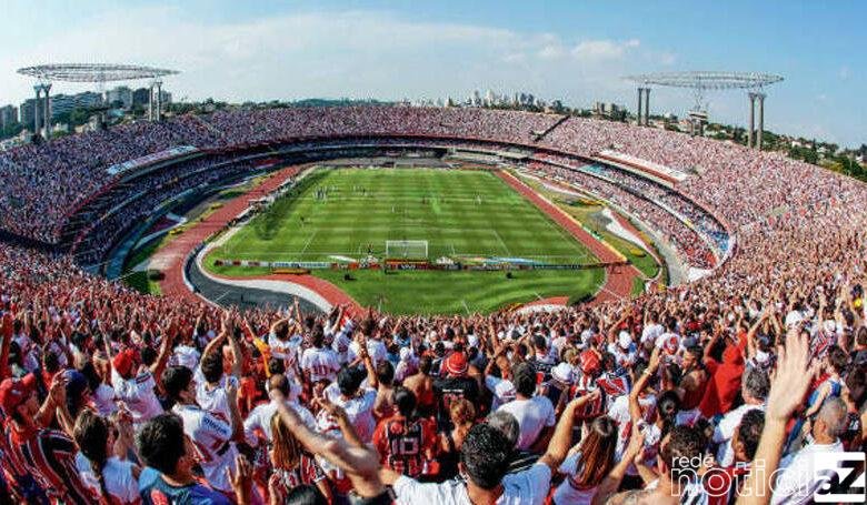 A torcida vai voltar a frequentar os estádios em São Paulo