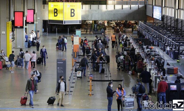 Anvisa orienta Governo Federal a exigir passaporte da vacina a estrangeiros