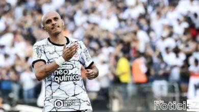 Corinthians supera o Athletico-PR e segue no G-4 do Brasileirão
