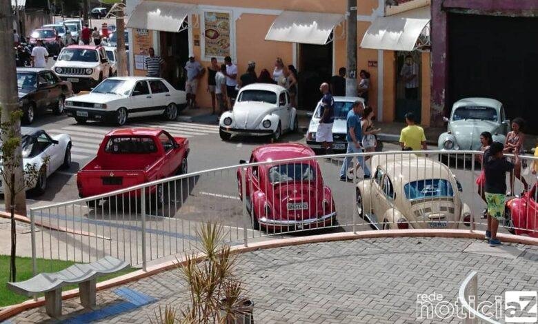 Encontro de Carros Antigos em Jarinu