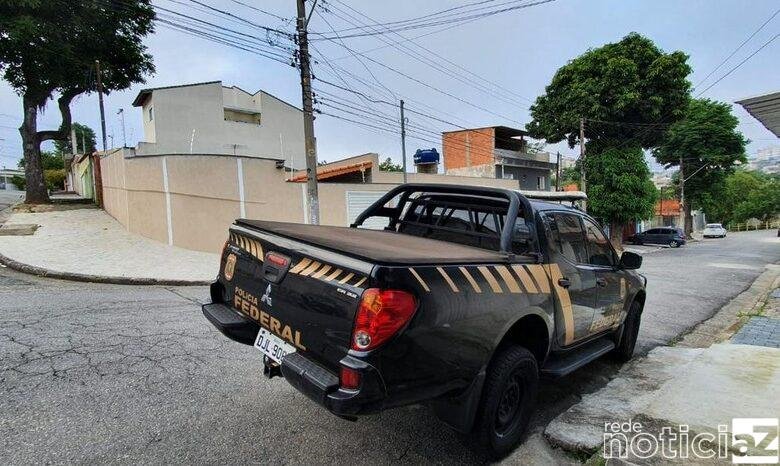 Polícia Federal realização operação contra fraudes em Jundiaí