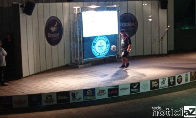 Na terra do futebol, embaixadinhas ganham o Guinness Book