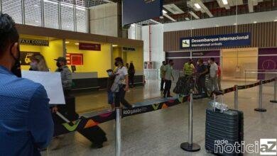 Comprovante de vacina é exigido pelas companhias aéreas