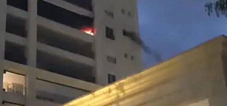 Apartamento pega fogo em Jundiaí