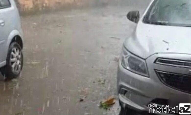 Granizo toma conta de cidade paulista em pleno verão