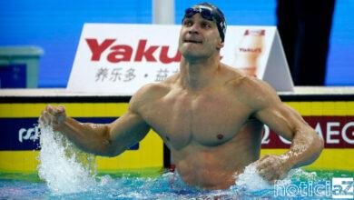 Aos 41 anos, Nicholas Santos se torna tricampeão mundial de natação