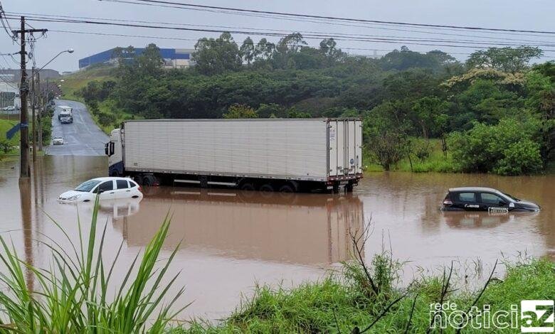 Região de Jundiaí é tomada pelas chuvas