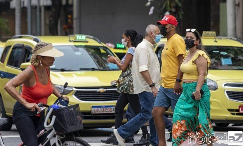 Brasil supera novo recorde de casos de Covid-19 com mais de 200 mil casos