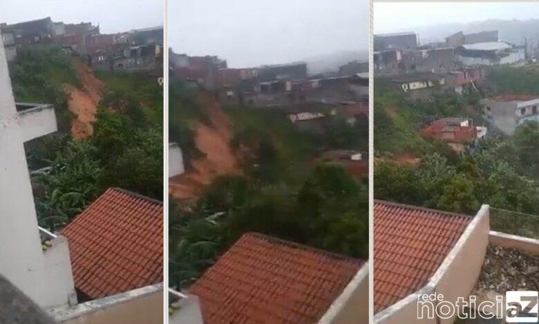 Deslizamento de terra arrasta casas e soterra moradores