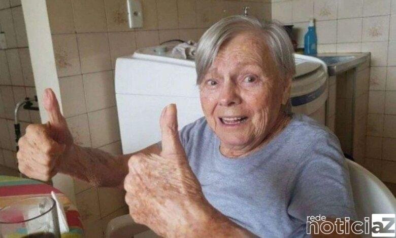 Bolsonaro chega à Eldorado para acompanhar o velório da mãe