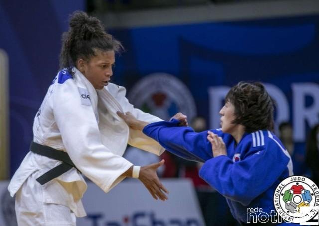 Rafaela Silva dá a volta por cima e se torna cammpeã do Grand Prix de Judô