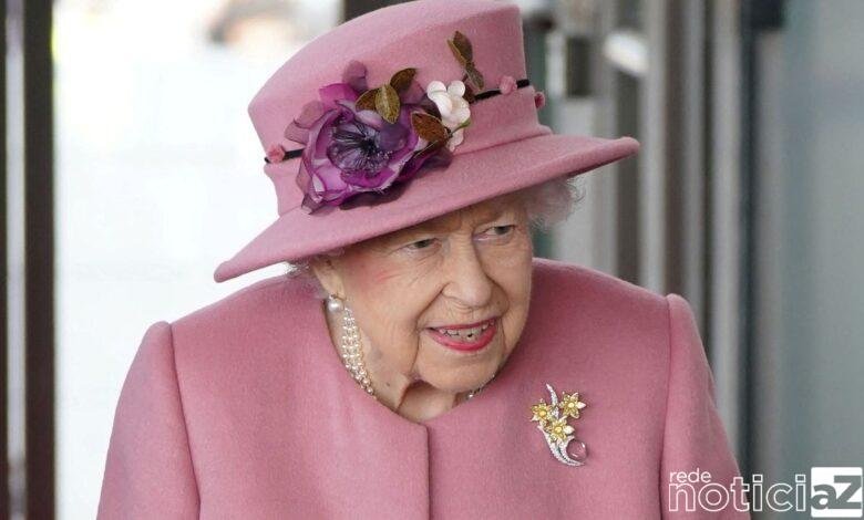 Rainha Elizabeth testa positivo para a Covid-19