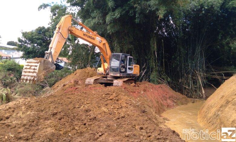 Rios e córregos de Louveira passam por limpeza