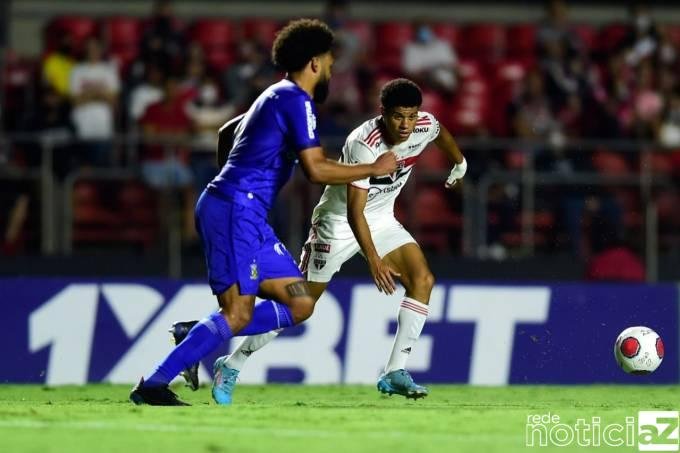 São Paulo sofre e vence no fim os reservas do Santo André pelo Paulistão